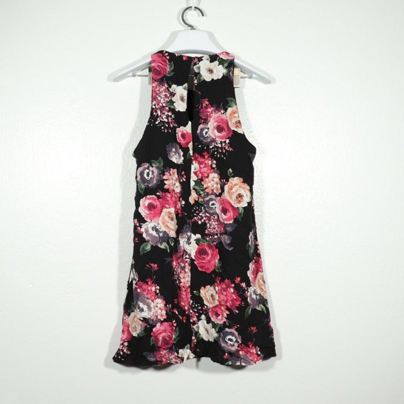 NWOT  Lulu's lovely black floral dress size XS - Picture 10 of 10